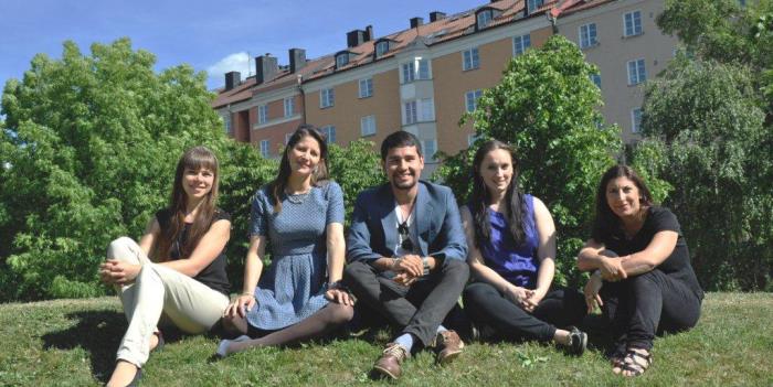 Laura Dzemedzionaite, Angela Kristiansson, Carlos Savil, Liz Bernat och Samara H. Johannson har grundat nätverket Sveriges Internationella Talanger.